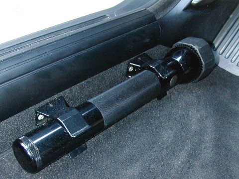 Klamry do mocowania Maglite D Klamry do mocowania Maglite D